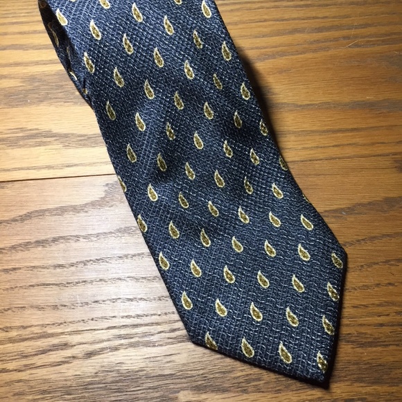 Burberry Necktie - Picture 1 of 8